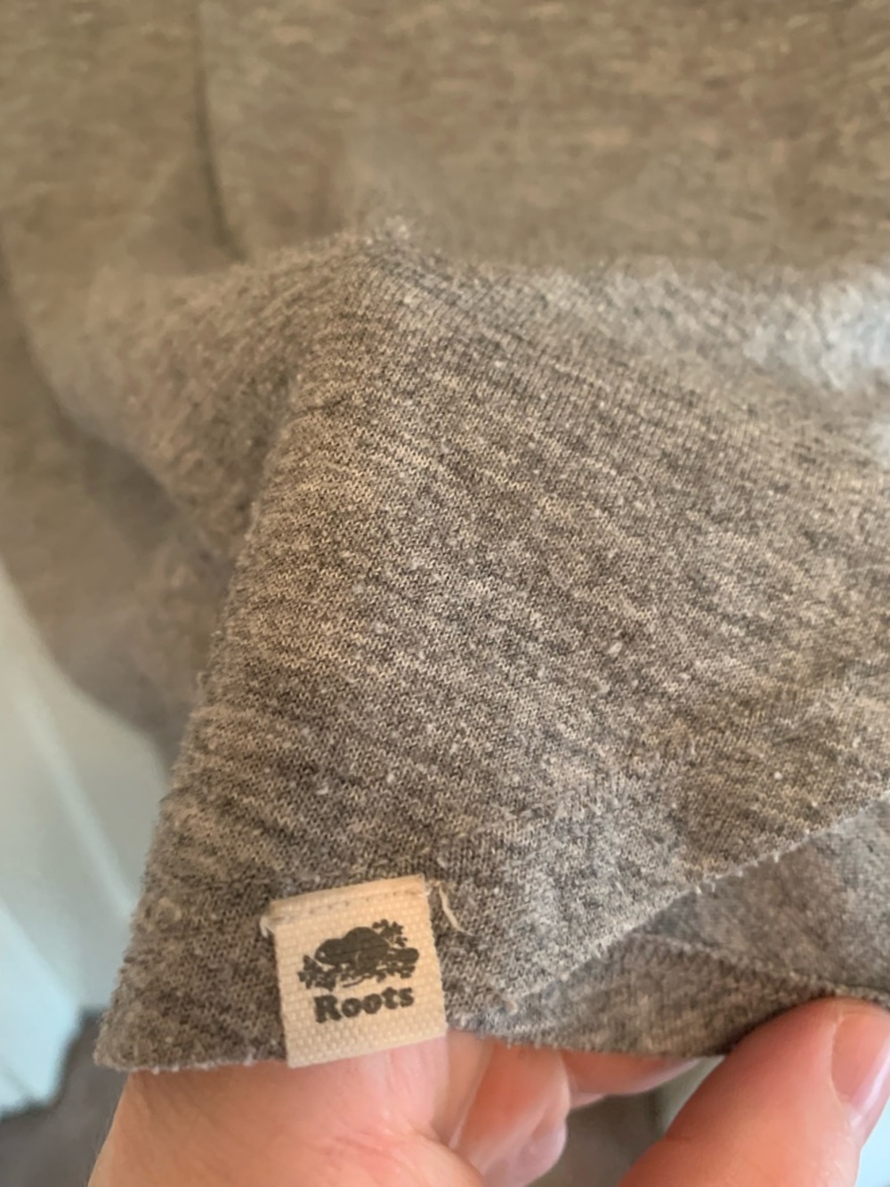 Roots Salt and Pepper Grey Long Sleeve Crewneck  Tshirt SZ Medium - Picture 3 of 6